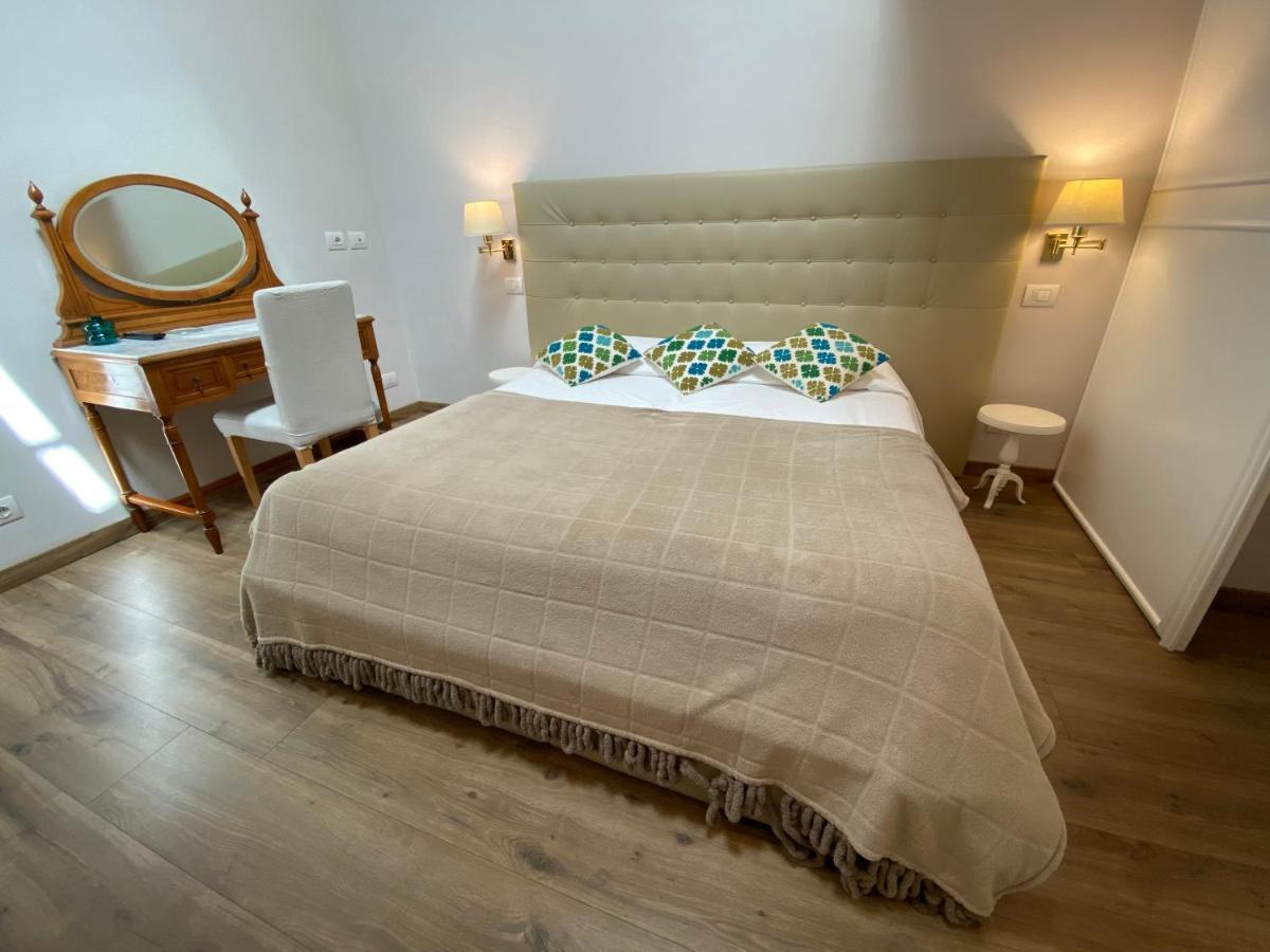 B&B Palazzo Bruchi Sienne Extérieur photo