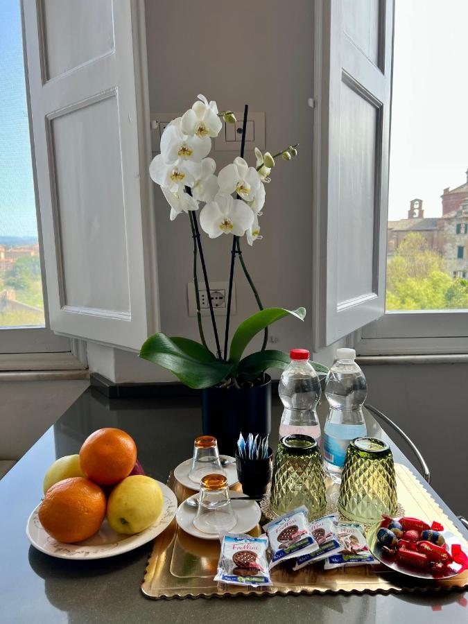 B&B Palazzo Bruchi Sienne Extérieur photo